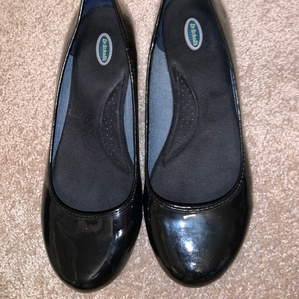 Black shiny slip on flats
